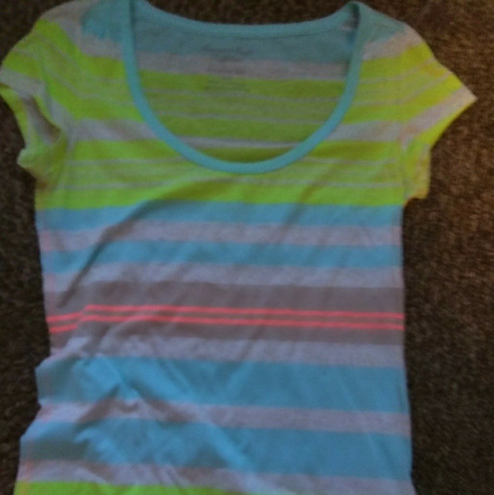 Are colorful tee